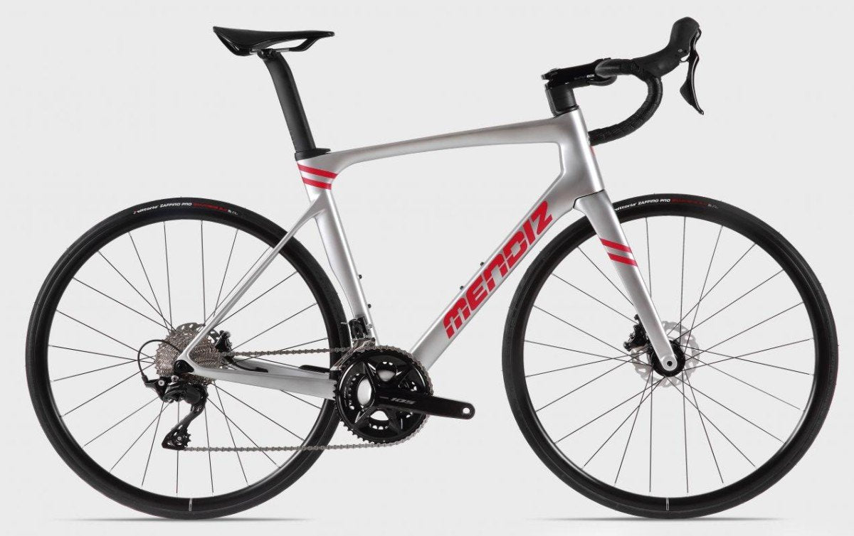 Vélo de route carbone shimano 105 2x12